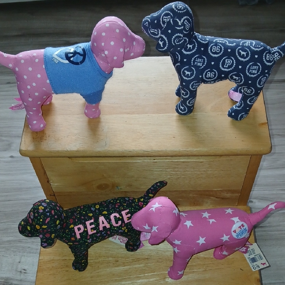 PINK Victoria's Secret Pink & Navy Patterned Plush Dog Set